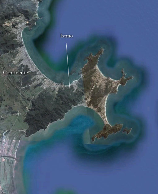 Istmo ligando o continente à "quase ilha" - Imagem: Google Earth Istmo ligando o continente à "quase ilha" - Imagem: Google Earth